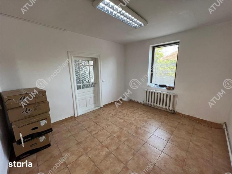 Spațiu comercial, de 48 mp, în Valea Aurie