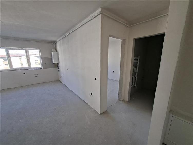 Apartament cu 3 camere circular în Florești