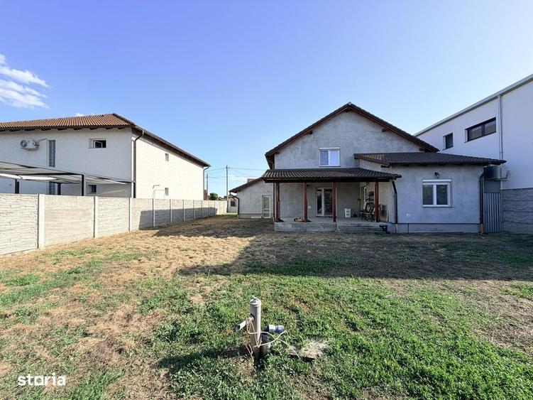 Casa frumoasa de vanzare 6 Camere in Sanleani (intra sa vezi) - 8