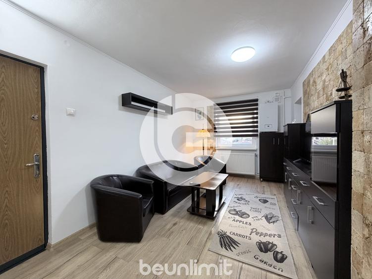 Apartament cu 3 camere decomandat, mobilat în Central