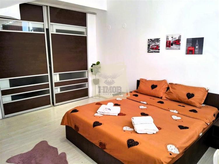 Apartament cu 3 camere decomandat în Mihai Viteazul