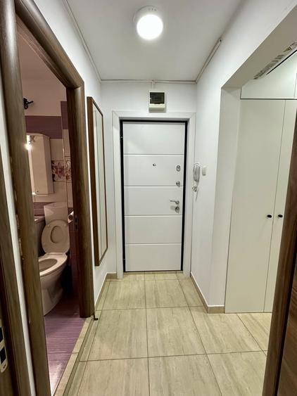 Apartament cu 2 camere decomandat în Drumul Taberei