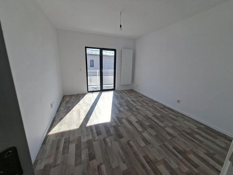 Casă cu 4 camere în Miroslava