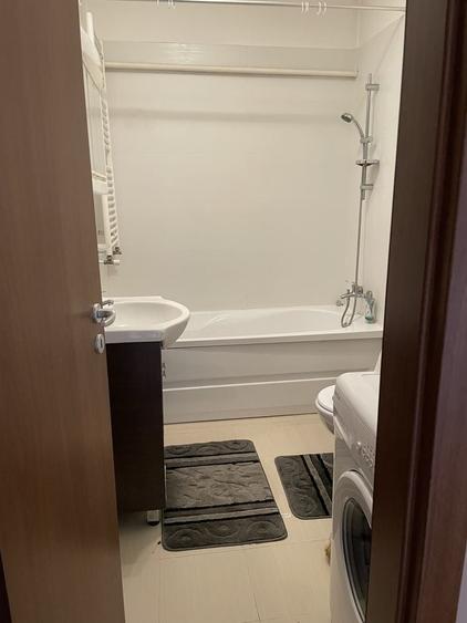 Apartament cu 2 camere decomandat în Exterior Vest