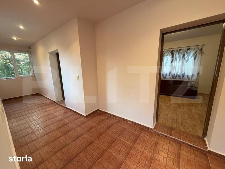 Casă cu 4 camere cu Teren 1000 Mp în Lozna