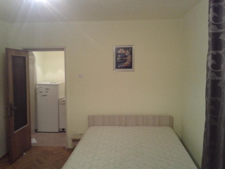 Garsonieră decomandată în Drumul Taberei