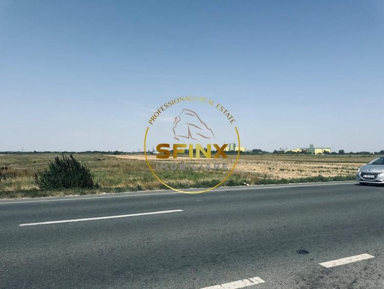 Teren Construcții intravilan de 90000 mp, în Exterior Vest