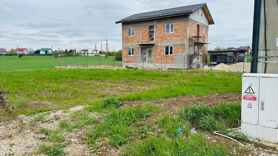 Teren Construcții intravilan de 504 mp, în Săftica