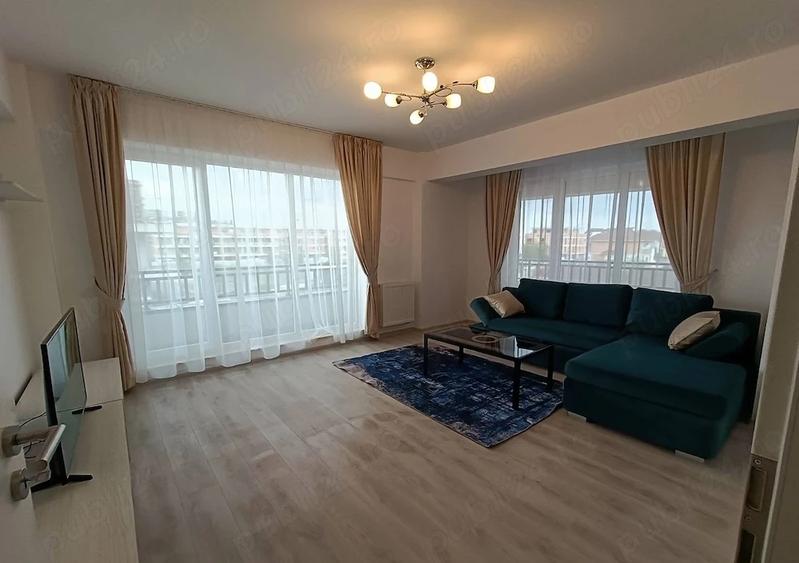Apartament cu 3 camere, mobilat în Tractorul