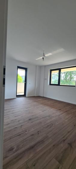 Apartament cu 3 camere decomandat în Țiglina 2