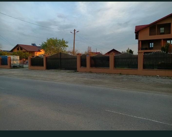 Casă cu 4 camere în Șirna