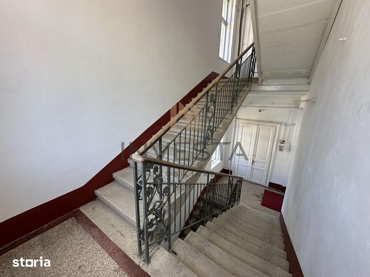 Apartament cu 3 camere decomandat în Central