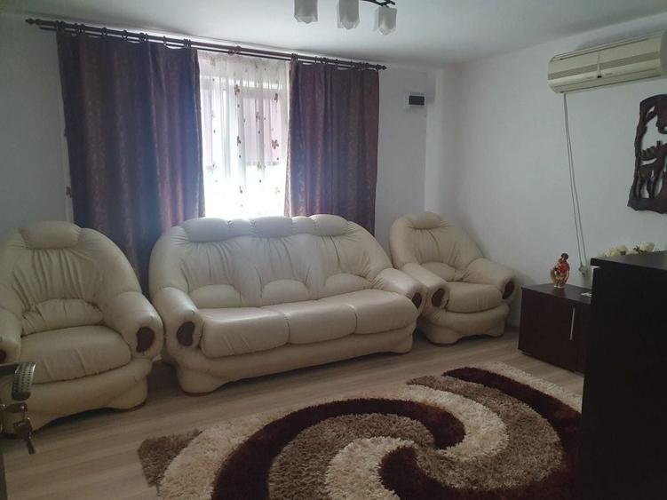 Casă cu 3 camere cu Teren 1800 Mp în Ion Ghica