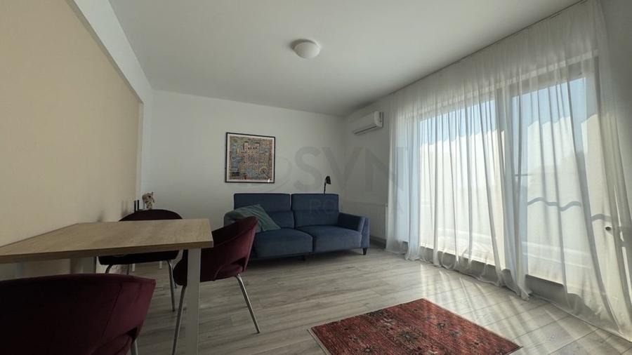 Apartament cu 3 camere decomandat, mobilat în Sisești