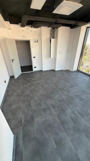 Spațiu comercial, de 50 mp, în 1 Decembrie