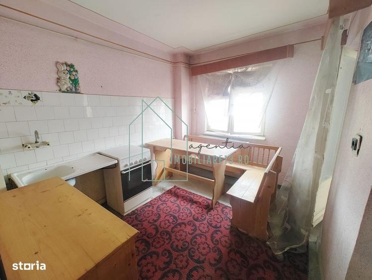 Apartament cu 2 camere decomandat în Central