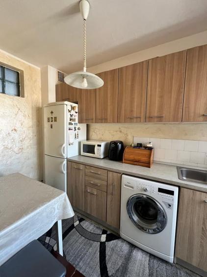 Apartament 3 camere, 60 mp, Radauti ( zona Spital) - 2