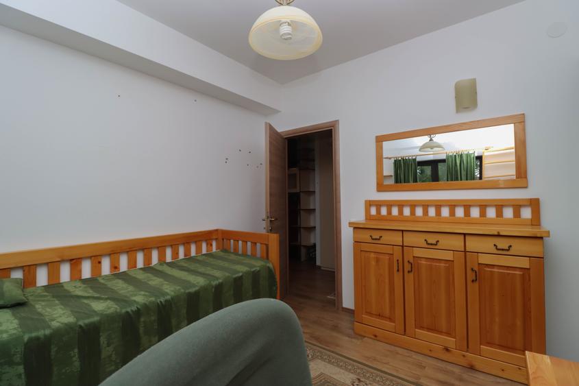 Apartament cu 2 camere semidecomandat în Piatra Arsă