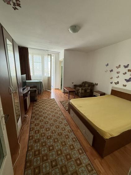 Garsonieră decomandată în Craiovei