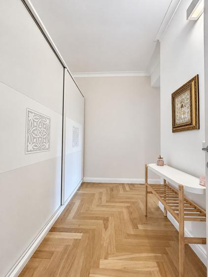 Apartament cu 3 camere în Băneasa