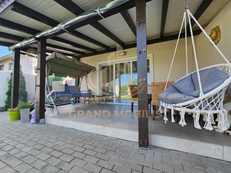 Duplex cu 3 camere cu Canalizare în Dumbrăvița