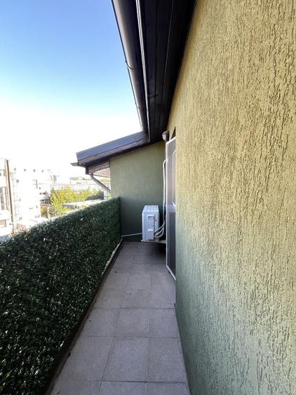 Apartament cu 3 camere în Mihai Bravu