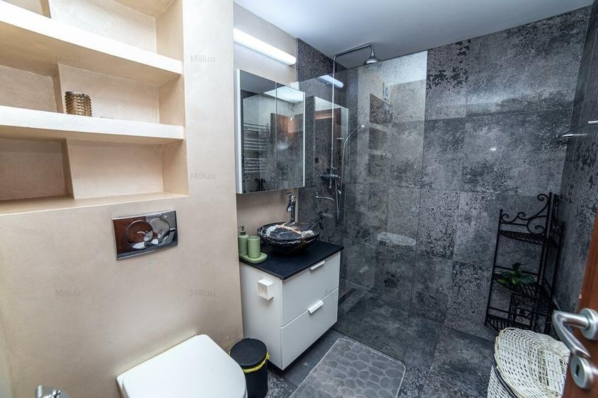 Apartament cu 3 camere decomandat, mobilat în Colentina