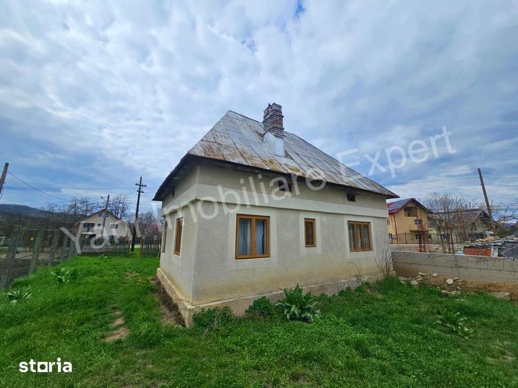 Casă cu 3 camere cu Teren 616 Mp în Curtea de Argeș