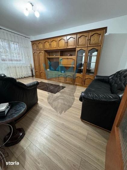 Apartament cu 3 camere în Cantacuzino