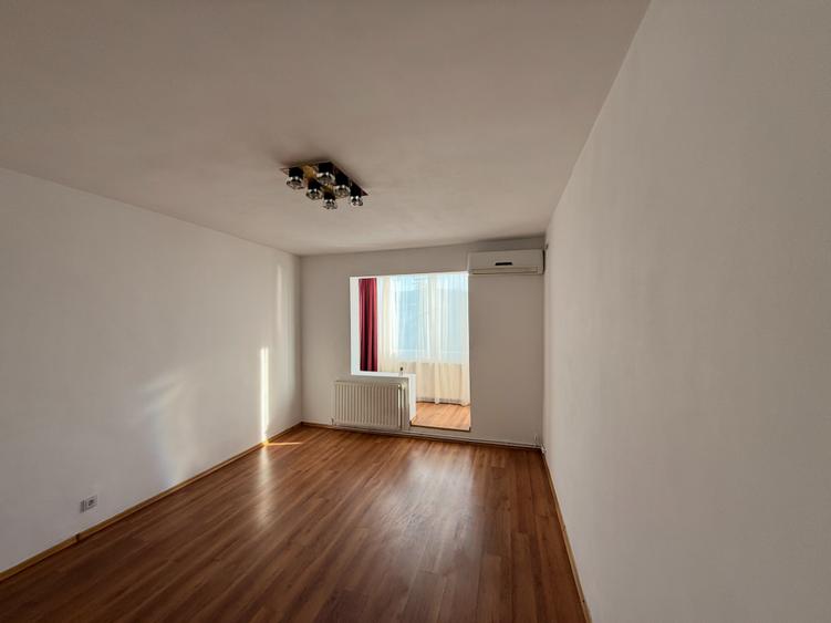 Apartament cu 2 camere decomandat, mobilat în Tudor