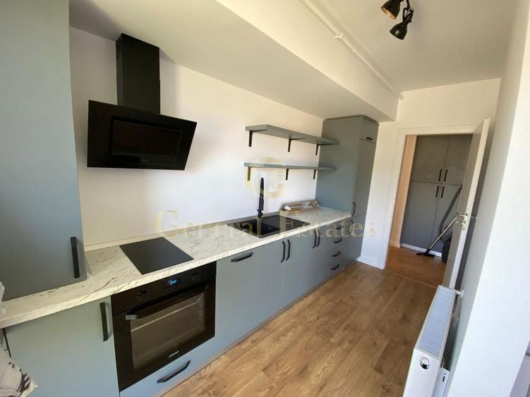 Apartament cu 2 camere decomandat, mobilat în Tractorul
