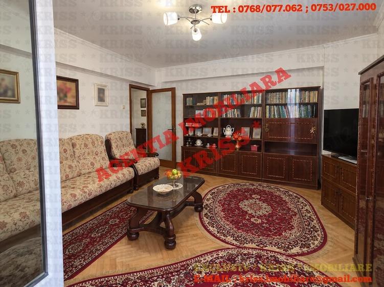 Apartament cu 3 camere decomandat în Popa Șapcă