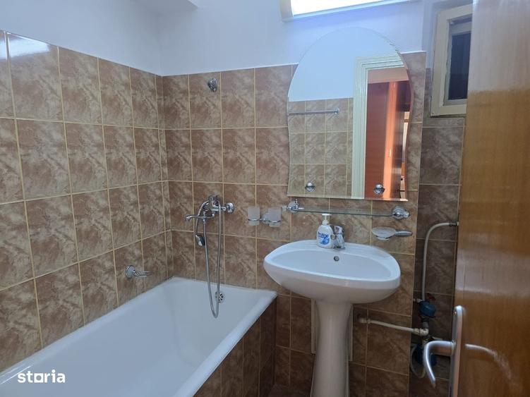 Apartament cu 4 camere în Ultracentral