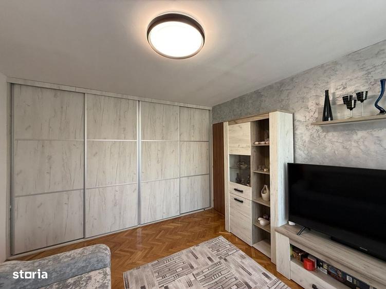 Apartament cu 3 camere în Deve
