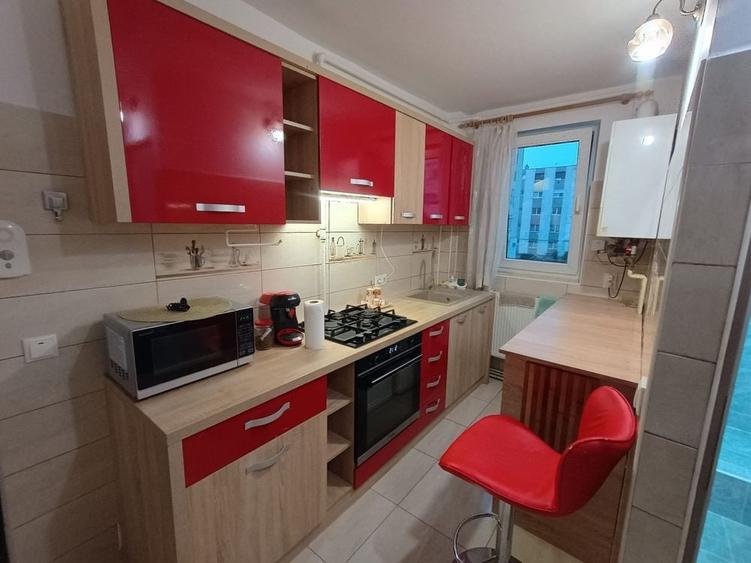 Apartament cu 2 camere semidecomandat în Central