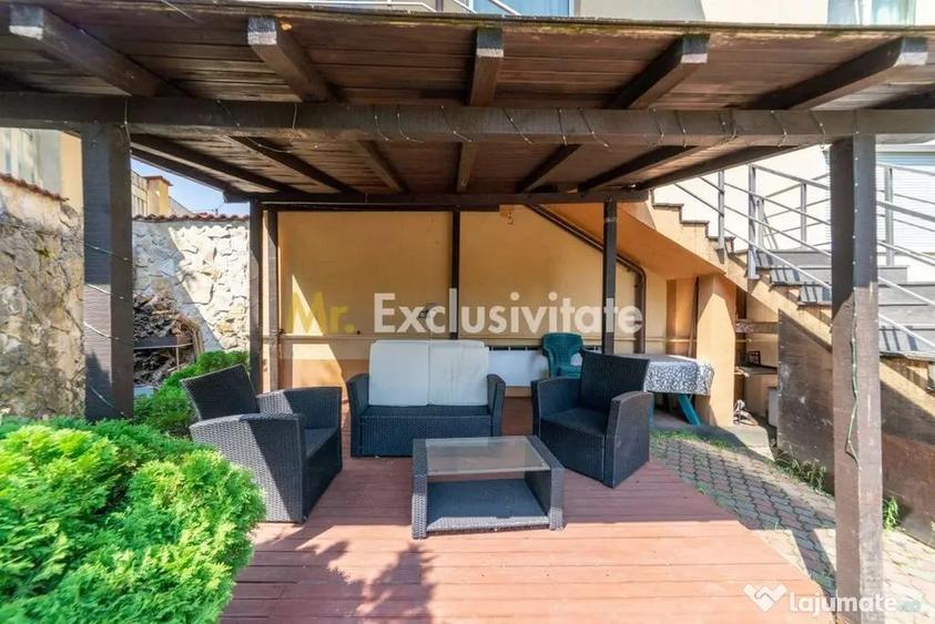 Apartament cu 6 camere decomandat în Găvana