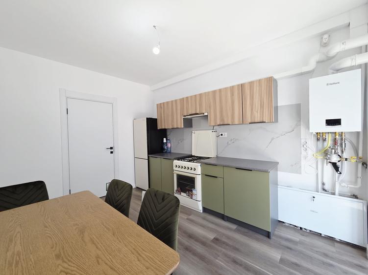 Apartament cu 2 camere decomandat în Central