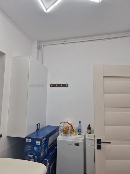 Spațiu comercial, de 55 mp, în Albești