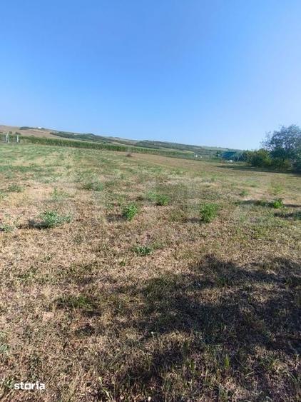 Casă cu 1 camere cu Teren 2070 Mp în Unirea
