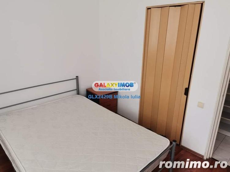 Apartament cu 3 camere semidecomandat în Drumul Taberei