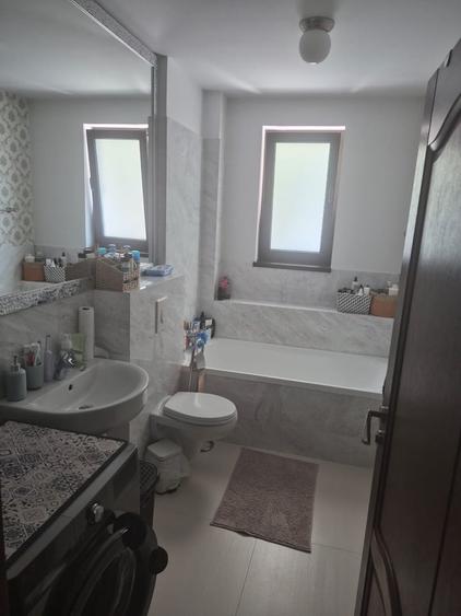 Apartament cu 2 camere semidecomandat în Chiajna