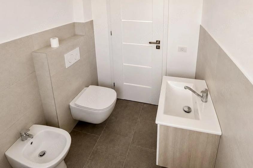 Apartament cu 3 camere decomandat în Chișoda