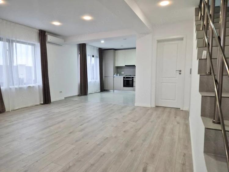 Casă cu Teren 150 Mp în Central