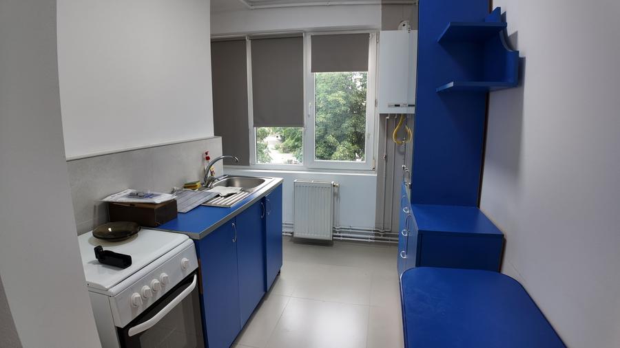 Apartament cu 2 camere decomandat în Central