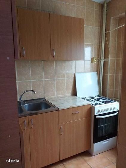 Garsonieră în Titan