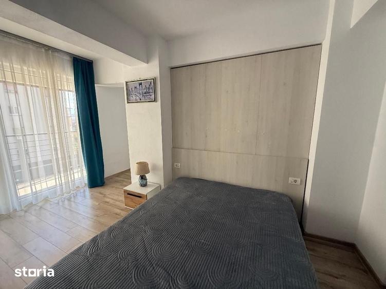 Apartament cu 3 camere în Cetate