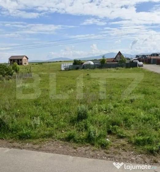 Teren intravilan 500 mp zona Izvor - 1
