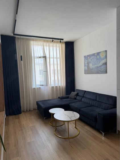 Apartament cu 2 camere semidecomandat în Vitan