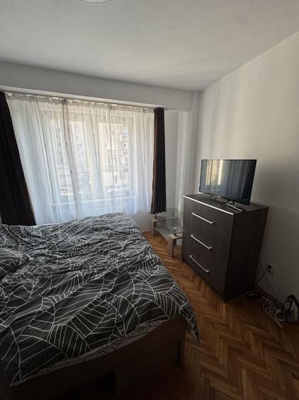 Apartament cu 2 camere decomandat în Decebal