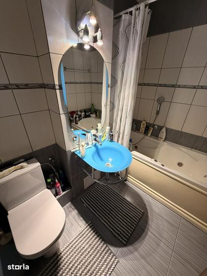 Apartament cu 4 camere, mobilat în Central